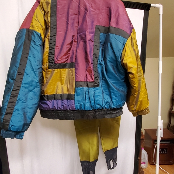 Ski Jacket - Picture 2 of 7